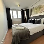 Two Bedroom Apartment Edgware Road