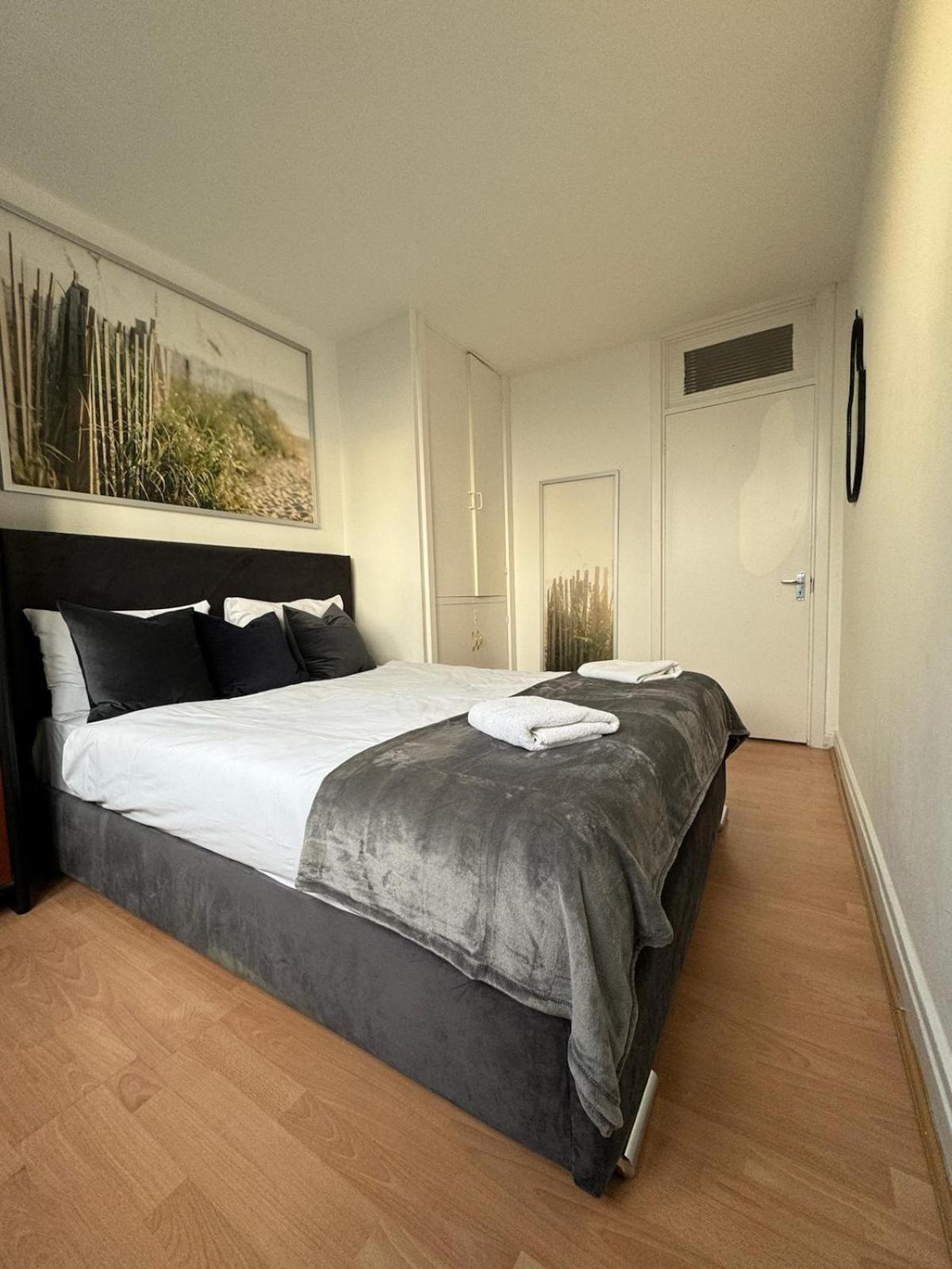 Two Bedroom Edgware Road Appartamento